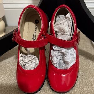 r Girls' Red Patent Mary Jane Dress Shoes